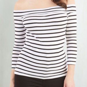 Off the shoulder striped shirt - 2x